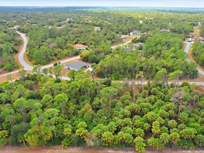 1126207439 Barcelona Dr, FL