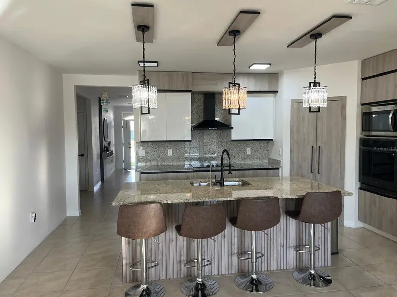 1538 Bitteroot St, FL