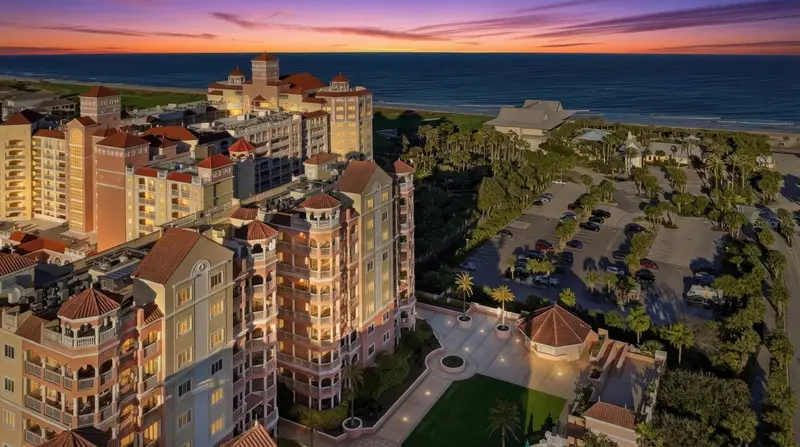 200 Ocean Crest Dr #843, FL