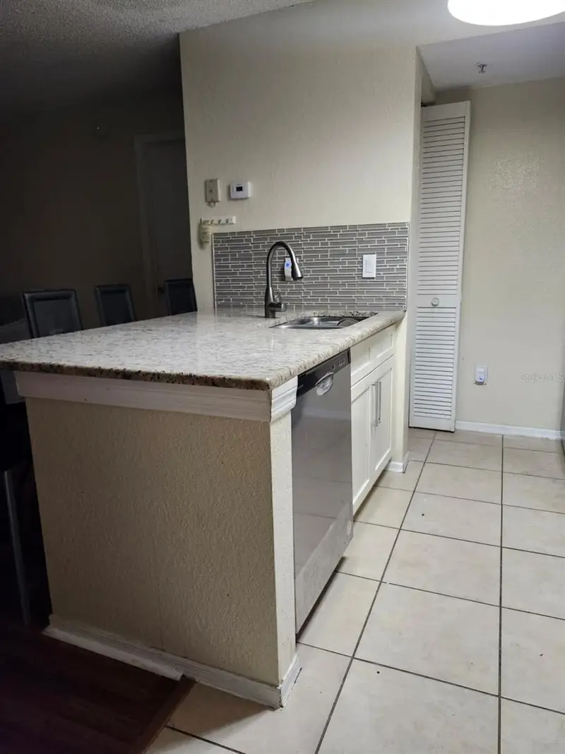 2210 Grand Cayman Ct #1721, FL
