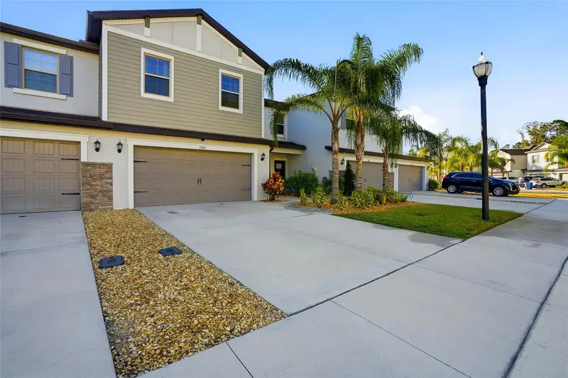 1370 White Fox Run, FL