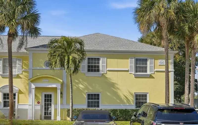 3783 Pompano #B, FL
