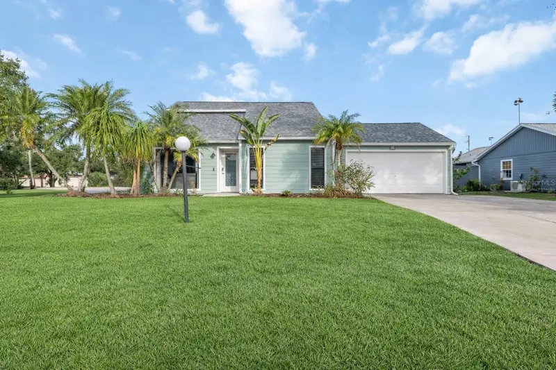 5211 Cedar Hammock Ct, FL