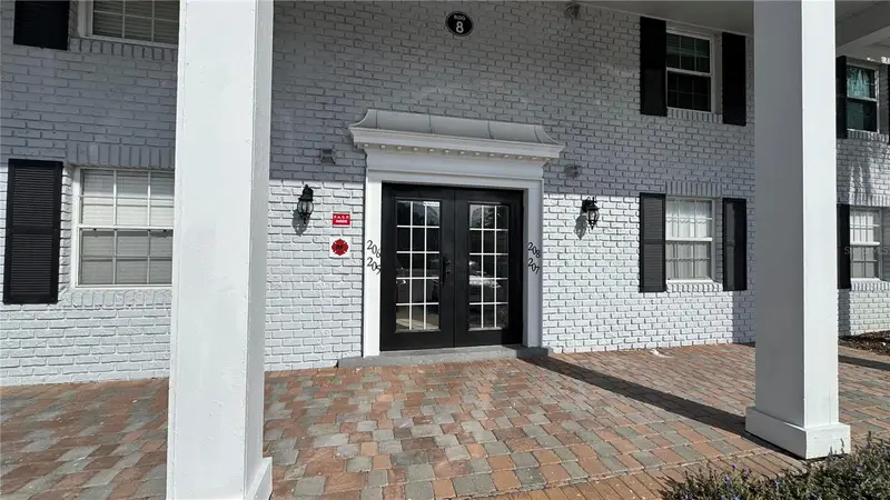 205 Lewfield Cir #205, FL