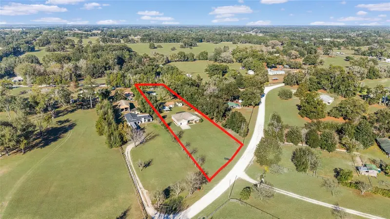 465 Ne 155th Street Rd, FL