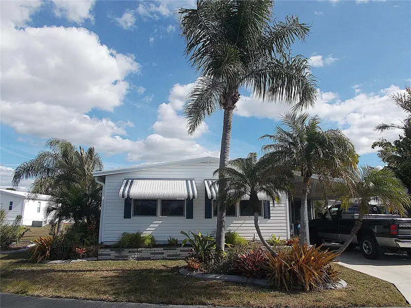 467 Boxwood Dr, FL