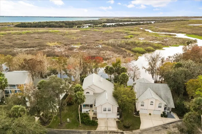 227 River Village Dr, FL