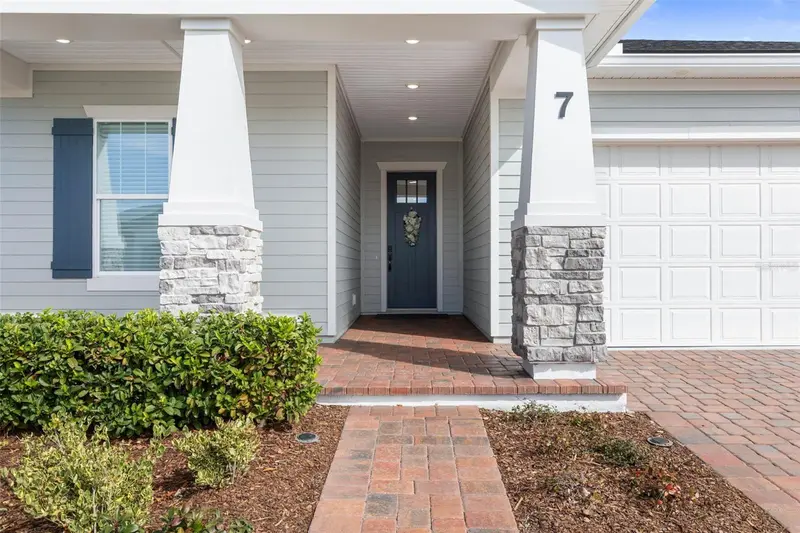 7 Falmouth Dr, FL