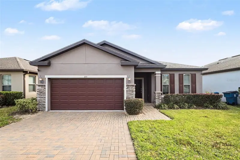 213 Citrus Isle Loop, FL