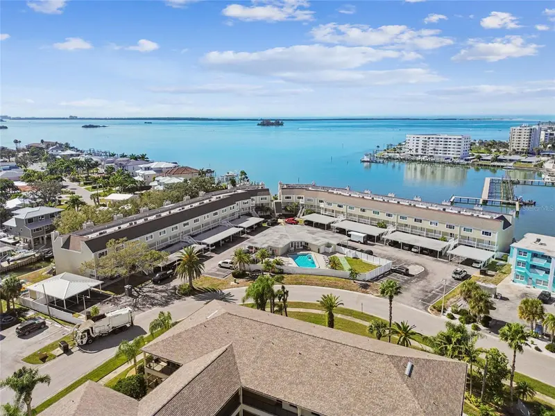 433 S Paula Dr #24, FL