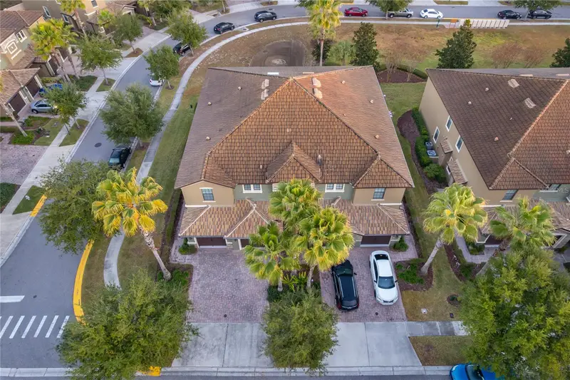 8945 Azalea Sands Ln #8945, FL