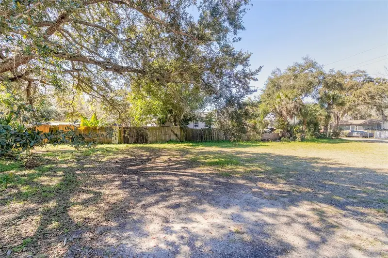 124 Dimmick St, FL