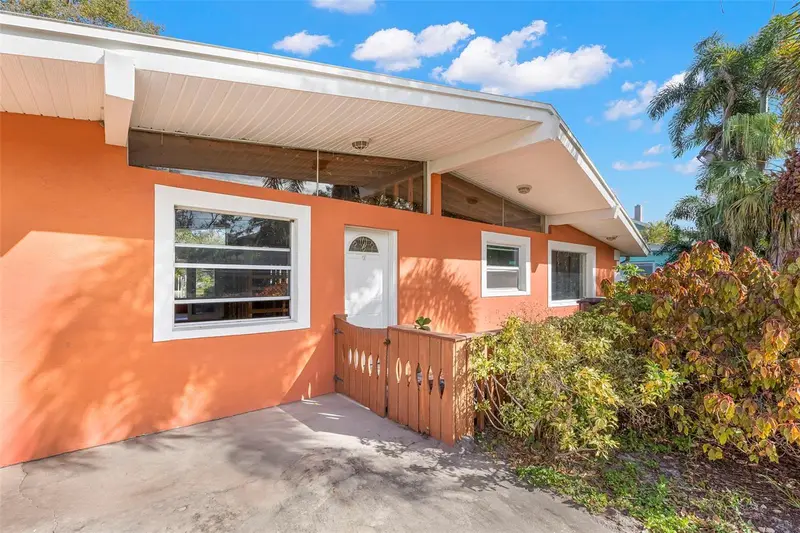 9208 River Cove Dr, FL