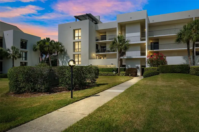 50 Coe Rd #331, FL