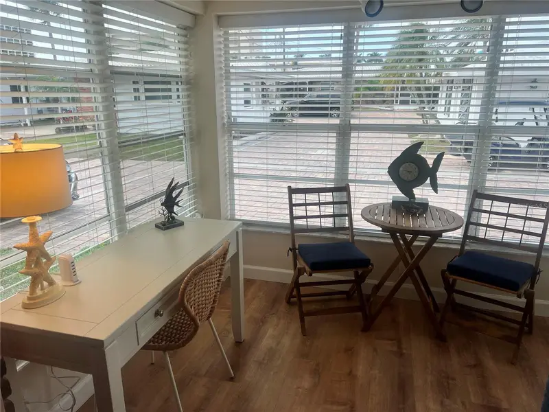 6020 Midnight Pass Rd #38, FL