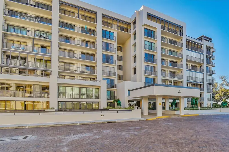 6 Belleview Blvd #801, FL