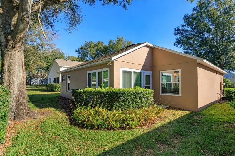 3634 Eversholt, FL