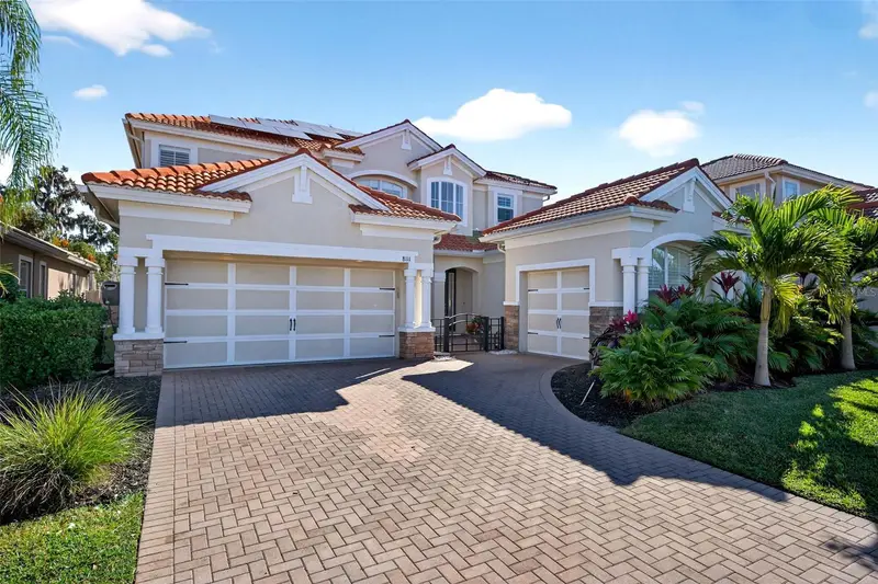 8111 Santa Rosa Ct, FL