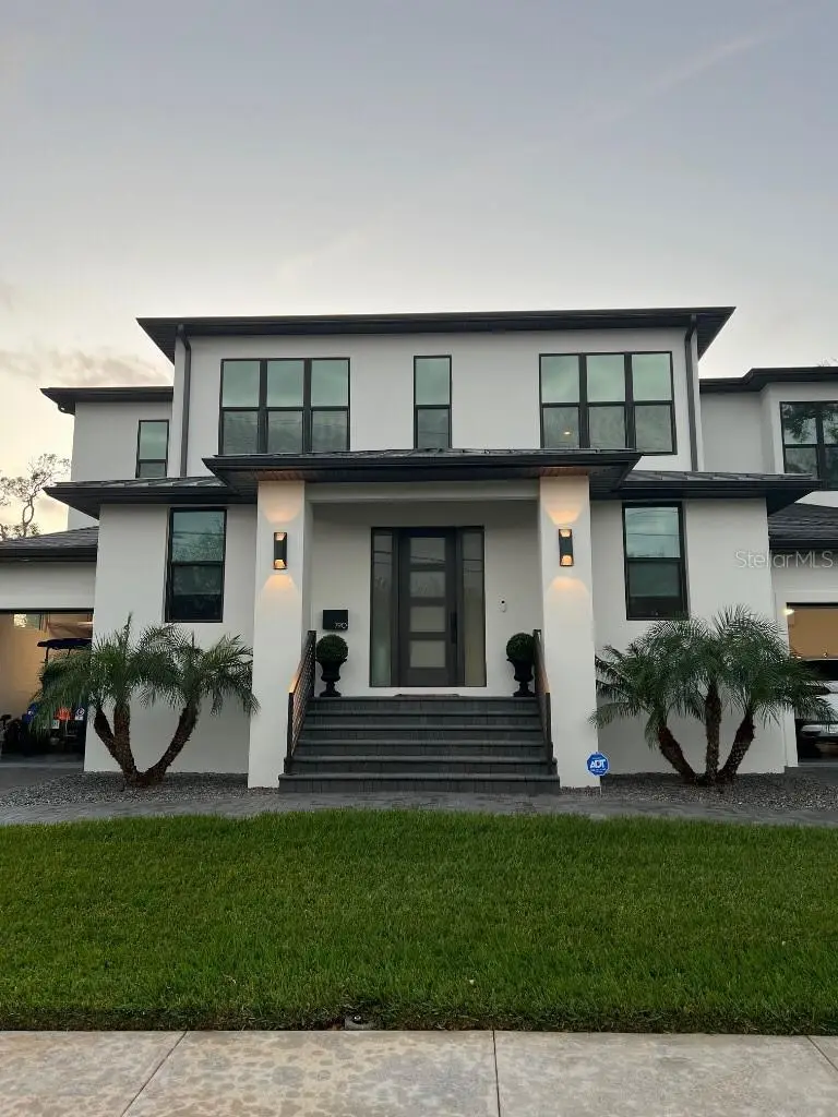 790 Cordova Blvd Ne, FL