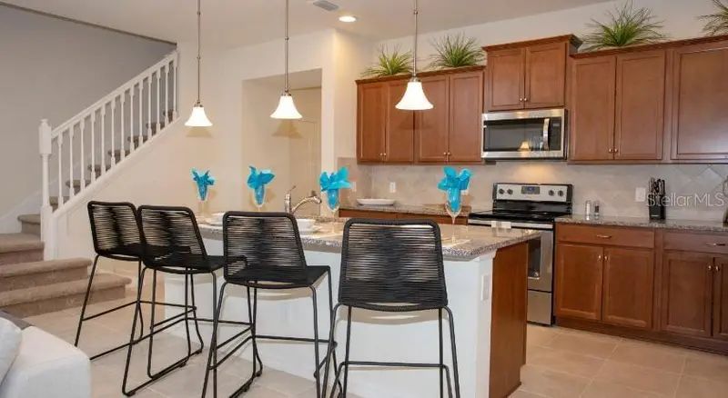 8879 Geneve Ct, FL