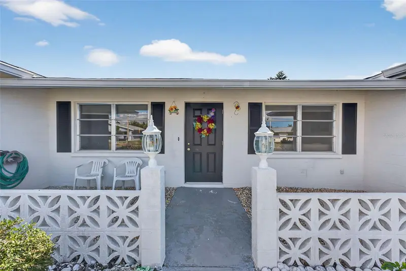 1735 Loralin Dr, FL