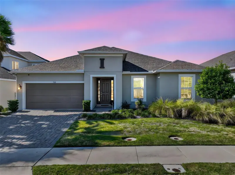 910 Zeek Ridge Ct, FL
