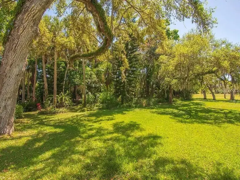 7 Vista Gardens Trl #105, FL
