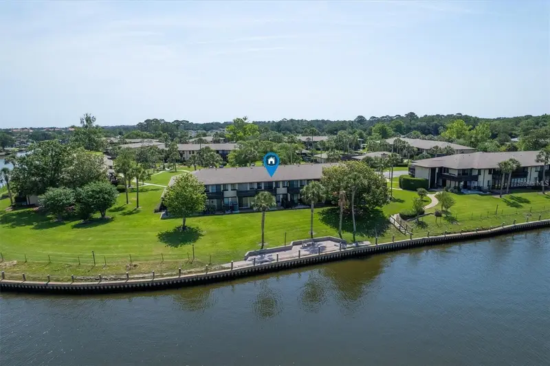 44 Club House Dr #105, FL