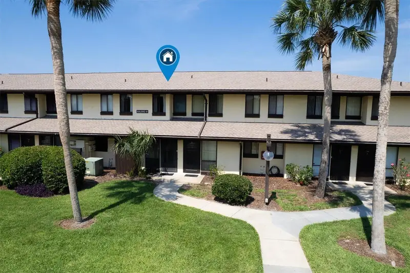 44 Club House Dr #105, FL