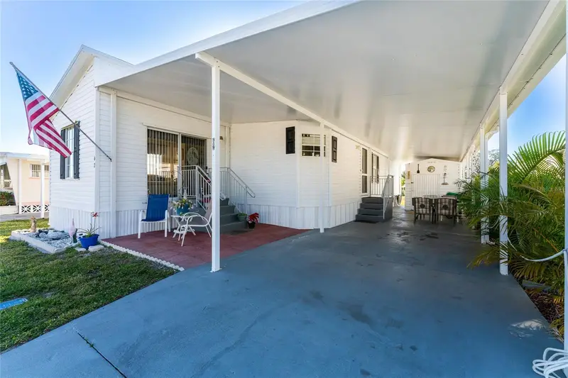 24437 Harborview Rd #62, FL