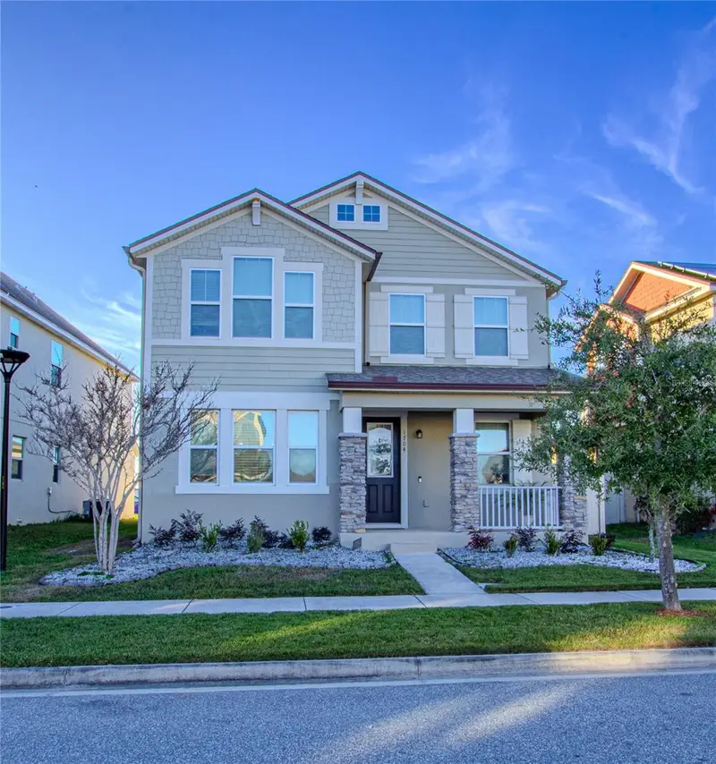 1704 Felicity Ln, FL