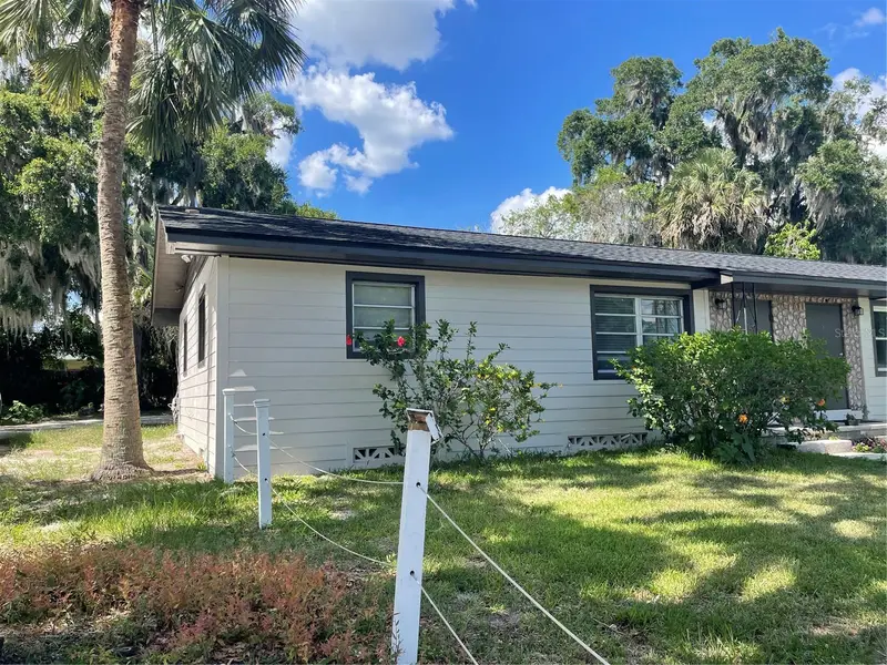 143 E South St, FL