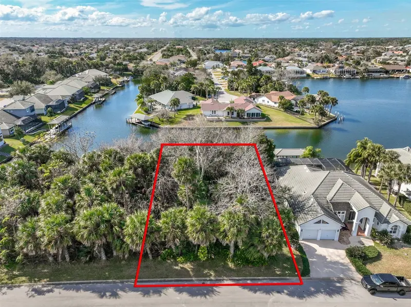49 Longview Way N, FL