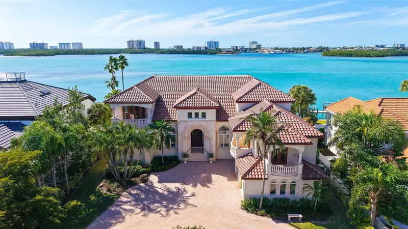 570 S Spoonbill Dr, FL