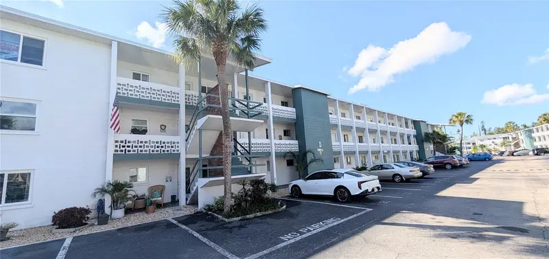 1830 Sunny Dr #D31, FL