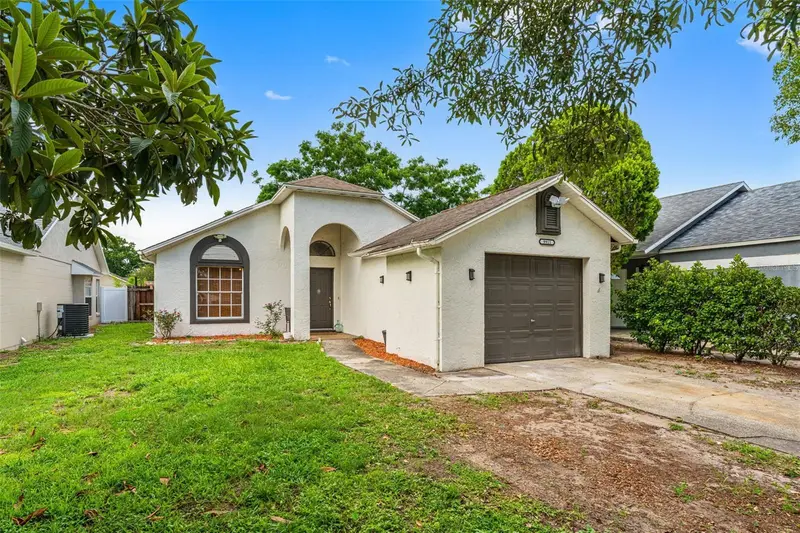 9911 Flynt Cir, FL