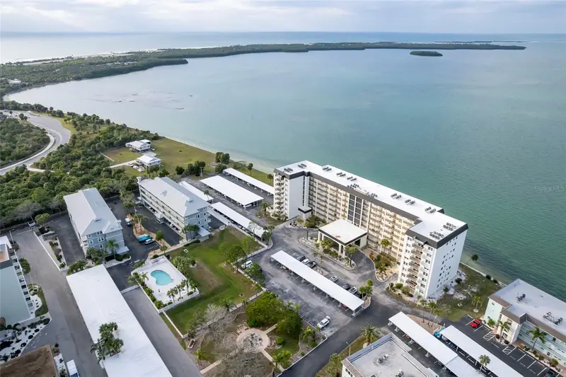9 Haig Pl #801, FL