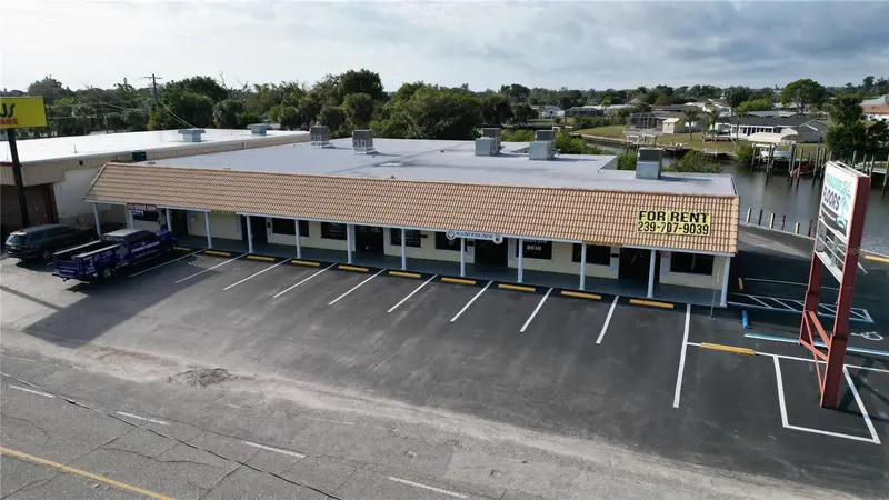 3527 Tamiami Trl #E, FL