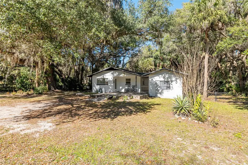 5901 Nw 214th Ln, FL