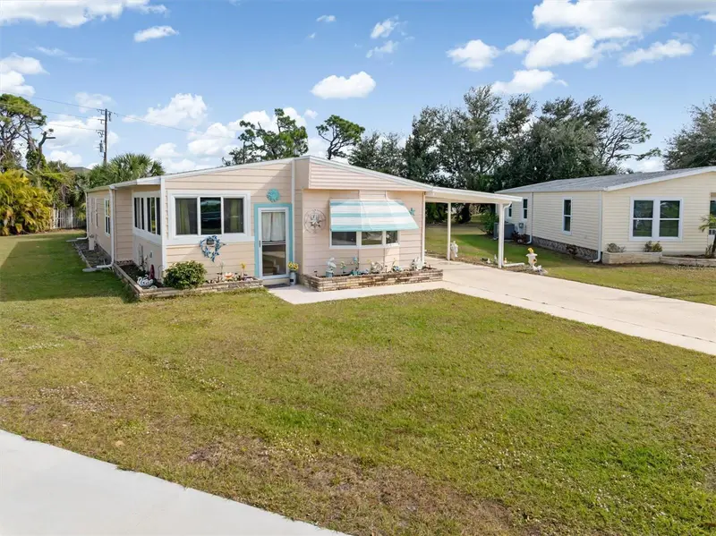 3301 Goldfinch Ln, FL
