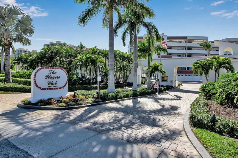 1485 Gulf Of Mexico Dr #303, FL