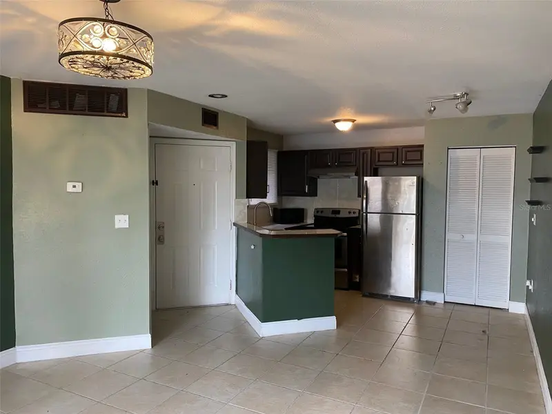 1916 Lake Atriums Cir #28, FL