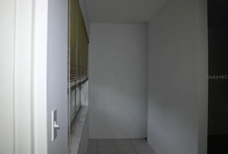 9141 Sunrise Lakes Blvd #219, FL