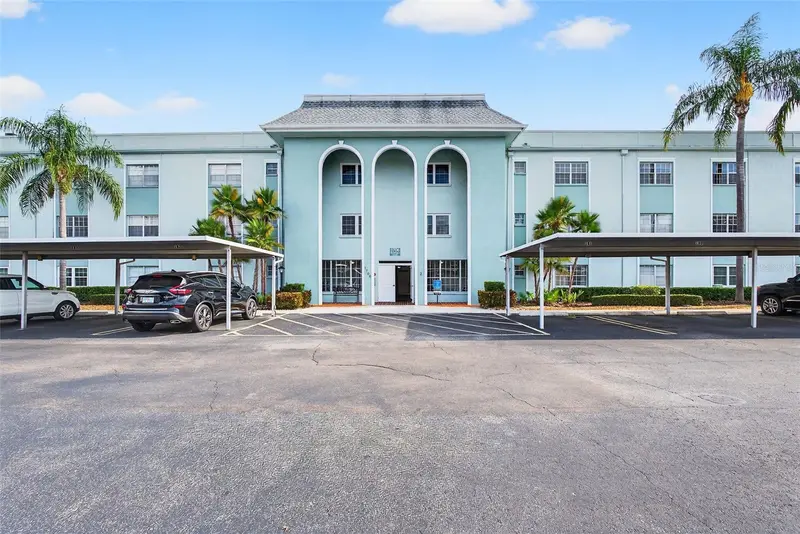 1706 Belleair Forest Dr #234, FL
