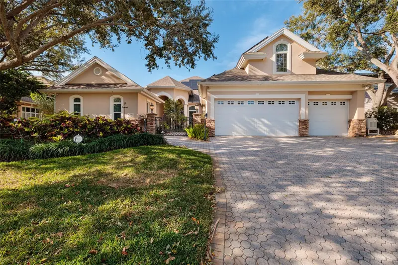 8402 Tallahassee Dr Ne, FL