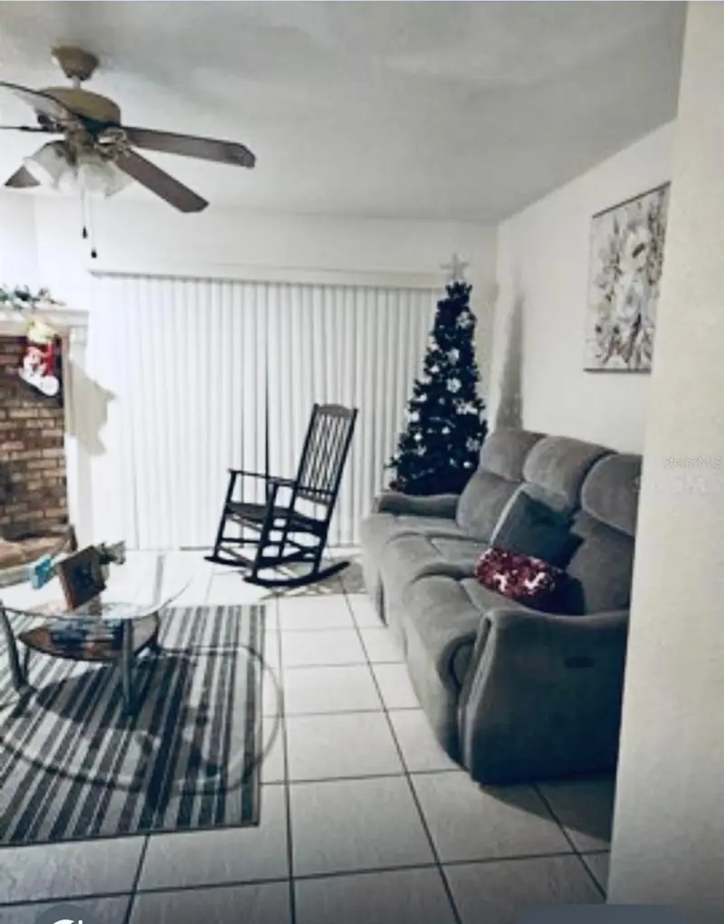 1808 Foxhall Cir #1808, FL