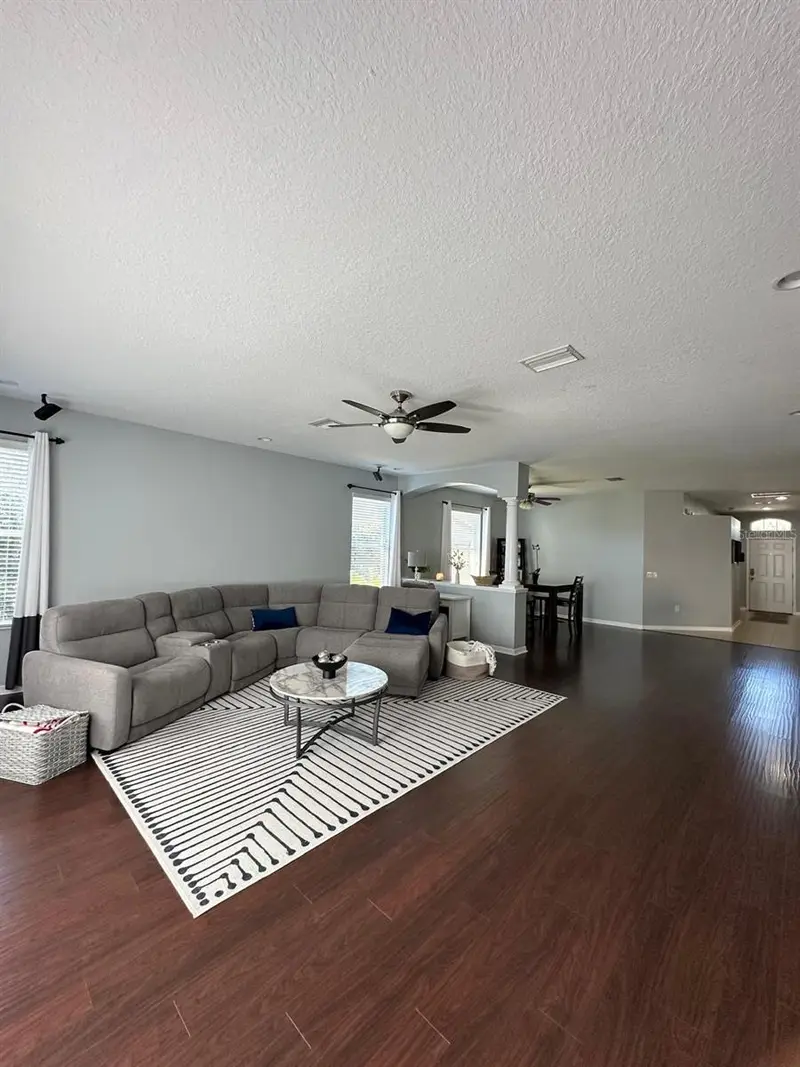 32029 Garden Alcove Loop, FL