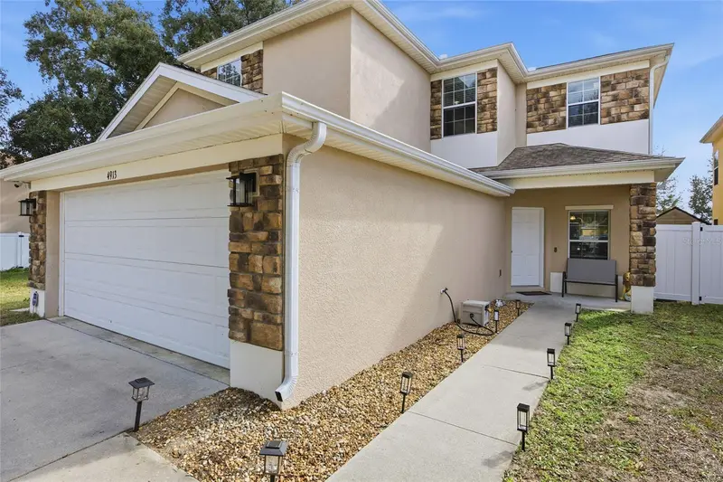 4913 Ne 122nd Ave, FL