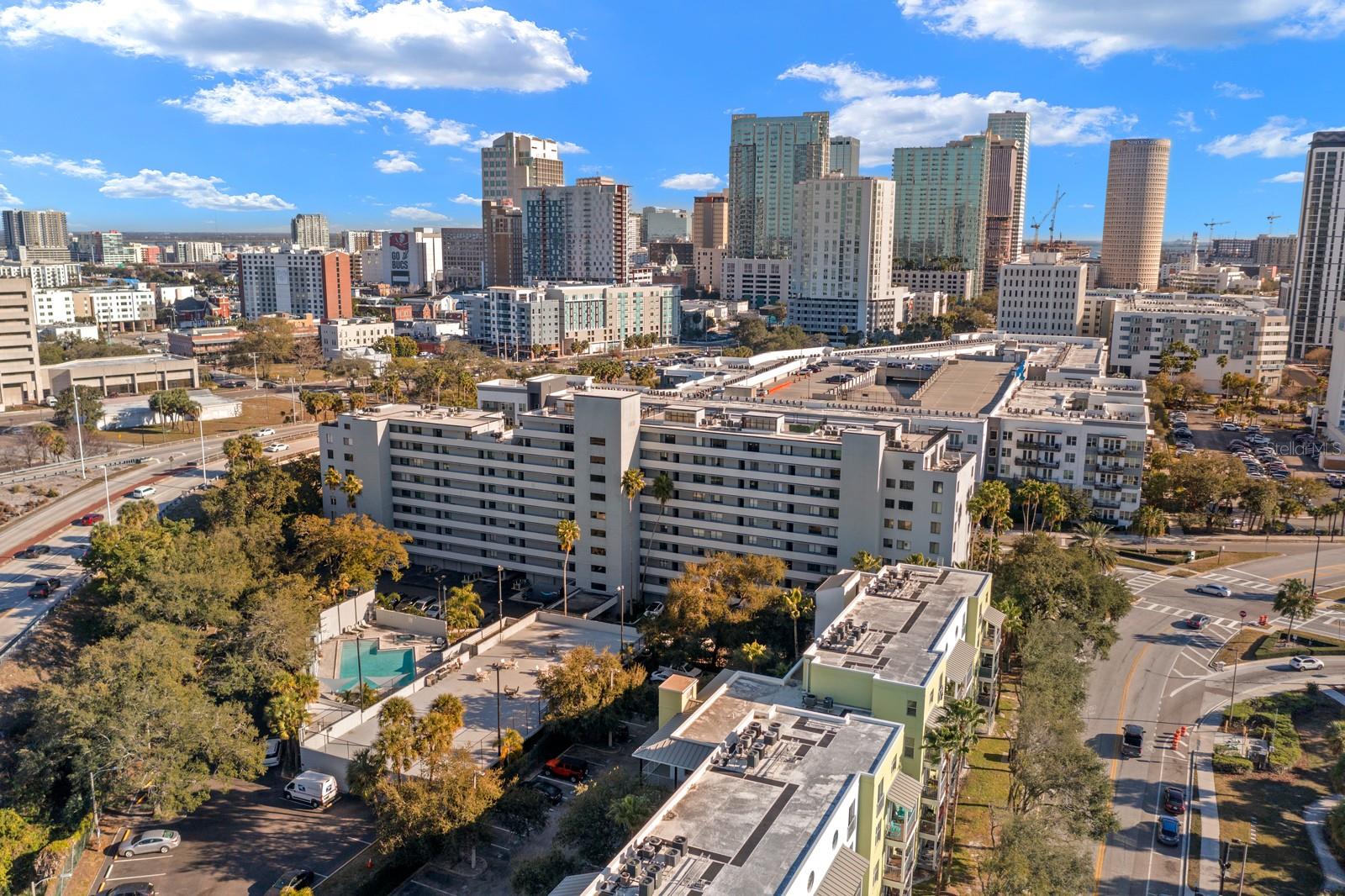201 W Laurel St #310, FL