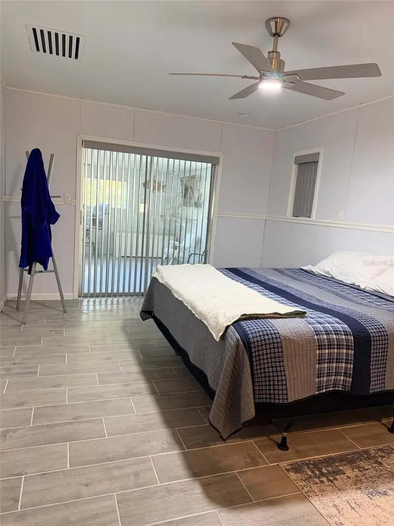 12 Palm Dr, FL